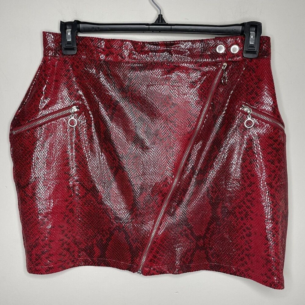 MISSGUIDED Skirt Womens 10 Red Snake Moto Mini Zip Pockets Glossy